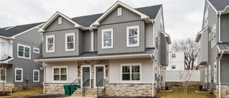 9522 Golfview Ln, Philadelphia, PA 19114