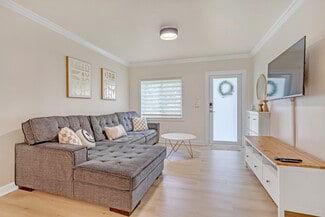 571 Lee Dr Unit ID1234543P, Miami Springs, FL 33166