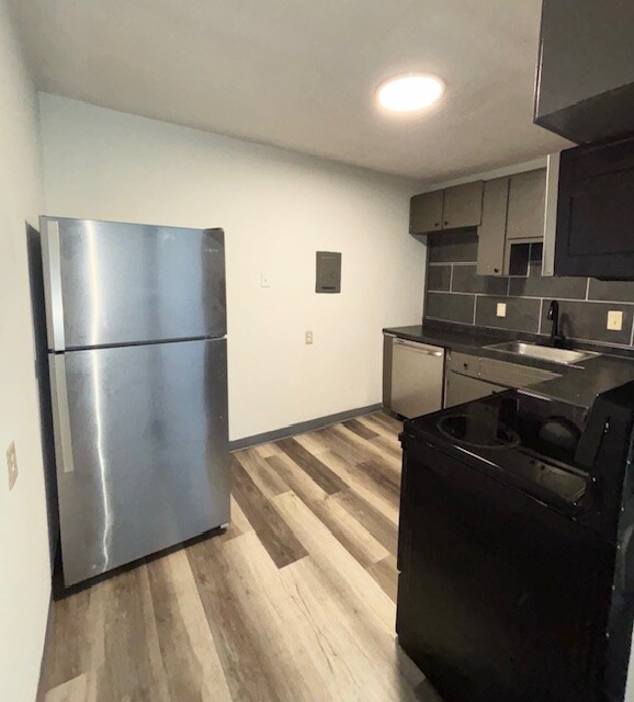 1809 Arlington Ave Unit 2, Des Moines, IA 50314