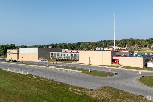 Westmont Hilltop High School received a B grade from Niche.