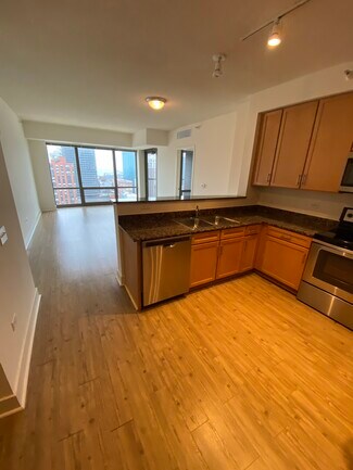 600 S Dearborn St Unit 213, Chicago, IL 60605