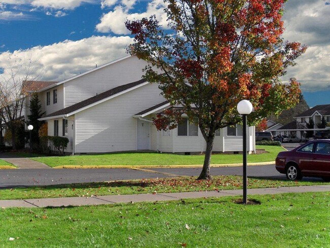 020-Creekside Apartments, Independence, OR 97351 - photo 3