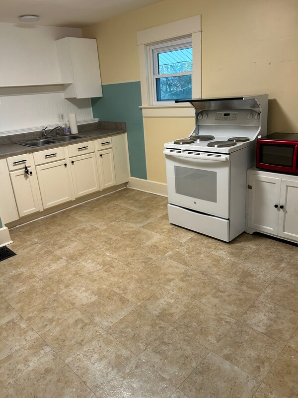 1209 W Governor St unit B, Springfield, IL 62704 - photo 4