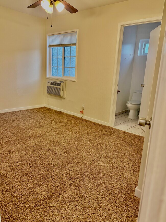 1706 Scott Rd unit 1706, Burbank, CA 91504 - photo 7
