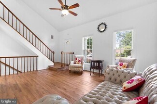 19 Saddleview Ct, North Potomac, MD 20878