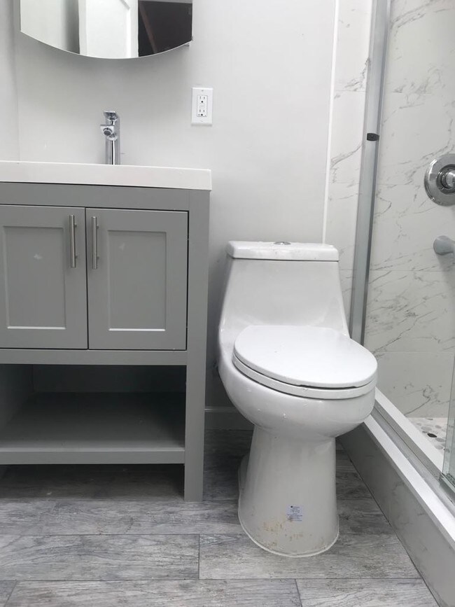 bathroom has sky light
