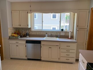 1092 Main St, Waltham, MA 02451