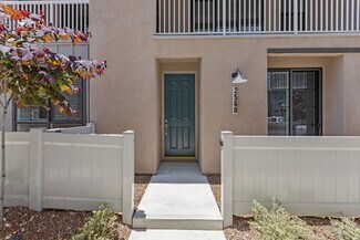 2560 Elderberry Ln, Carlsbad, CA 92008