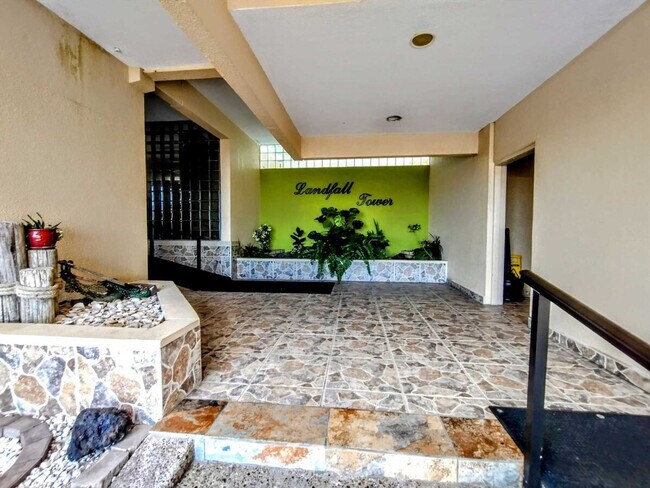 Landfall Towers unit ID1255595P, South Padre Island, TX 78597 - photo 5