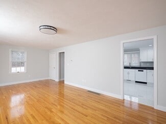 7-21 Eugene Way, Weymouth, MA 02190