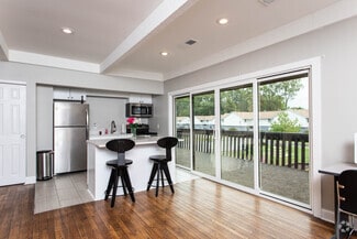 280 Barkley Place W, Columbus, OH 43213