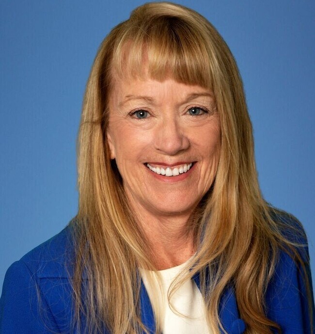 Jennifer Dovey