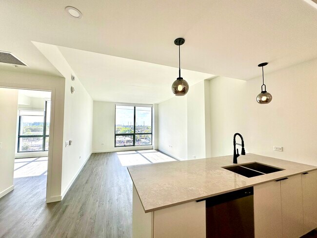 226 NW 32nd St unit A8, Miami, FL 33127 - photo 2