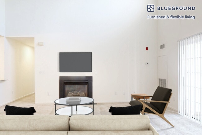 313 Avalon Cir unit FL2-ID2745A, Smithtown, NY 11787 - photo 3