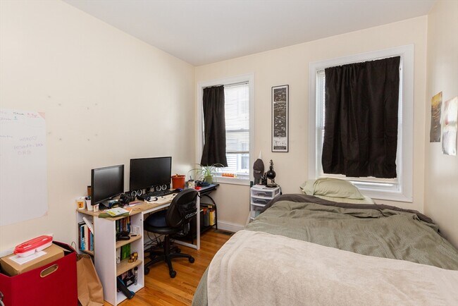 182 Calumet St unit 2, Roxbury Crossing, MA 02120 - photo 5