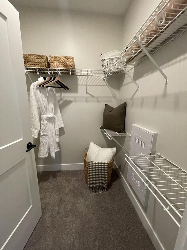 BellaAge Hickory, Hickory, NC 28602 - photo 6