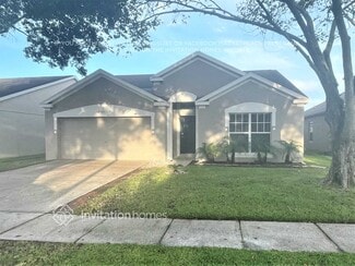 18126 Leafwood Cir, Lutz, FL 33558