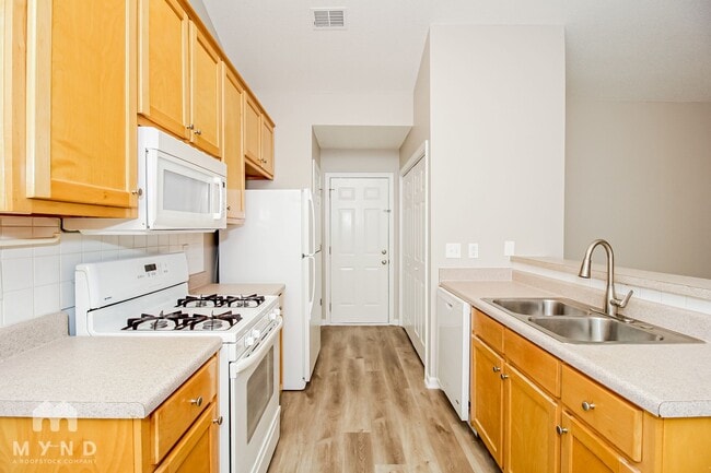 142 Hunterian Place, Newnan, GA 30265 - photo 6