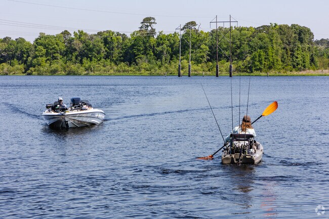 Hanahan residents love the Goose Creek Reservoir with 4 miles of great fishing and kayaking.