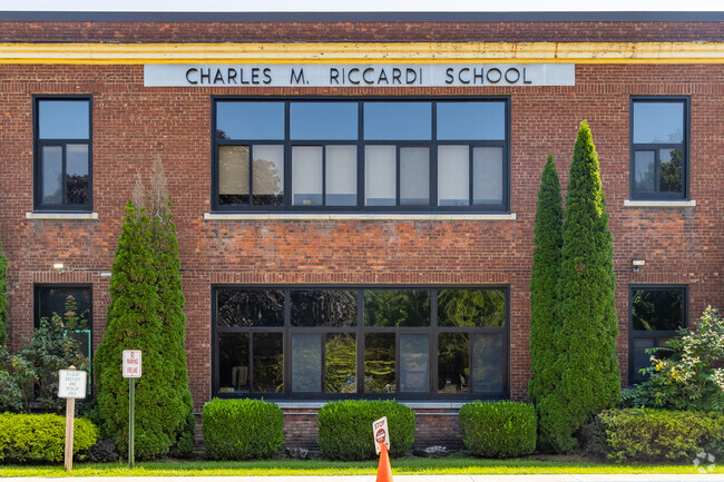Riccardi Elementary School is a public school located in Glasco, NY.