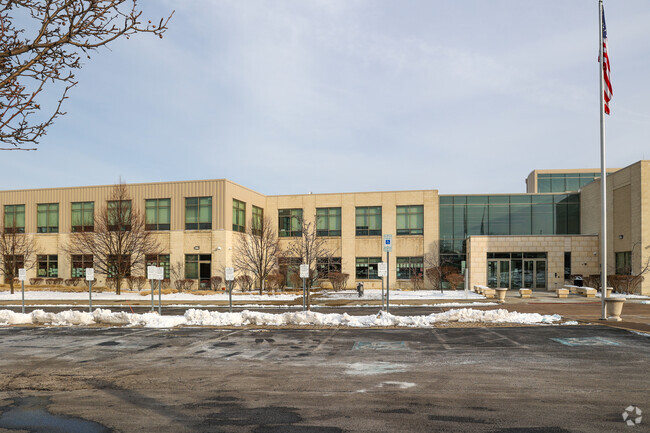 Fuchs Mizrachi School, Beachwood