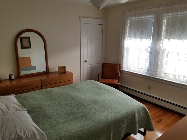 275 Medford St unit 1, Somerville, MA 02143 - photo 4