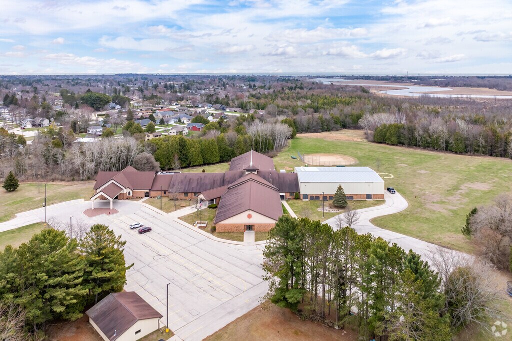 St John's Lutheran School.