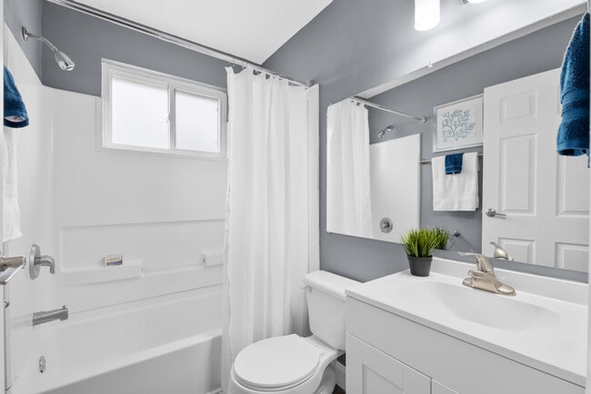 Townhomes at Bexley Creek, Columbus, OH 43209 - photo 3