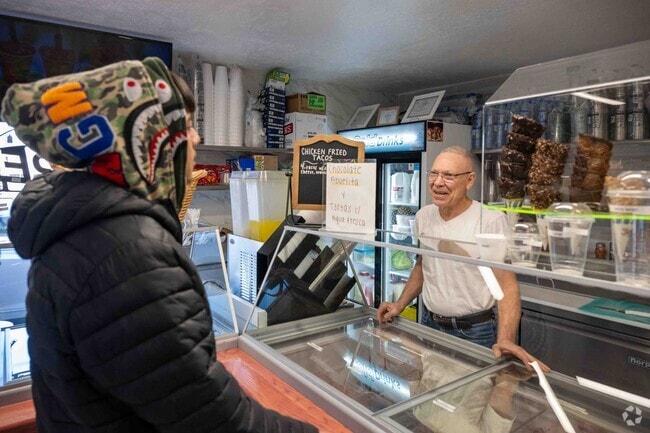 La Isla Michoacana is a wonderful ice cream shop in Oak Forest, IL.