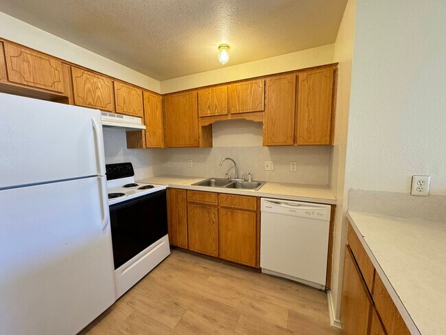 4200 July Dr unit B, Killeen, TX 76549 - photo 6