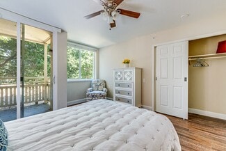 2350 E 29th St, Oakland, CA 94606