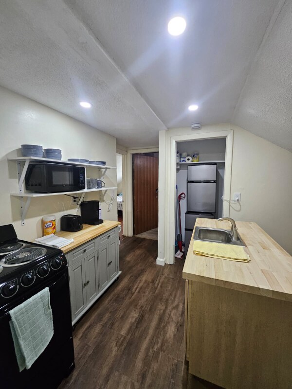 62 Doyle Ave unit 3F, Providence, RI 02906 - photo 7