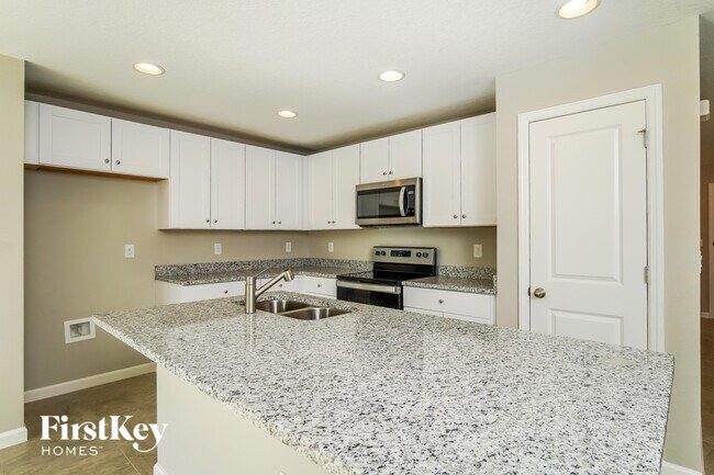 236 Southern Breeze Lp, Winter Haven, FL 33880 - photo 5