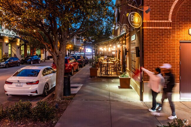 Residents head to Southlake Town Center for dining, shopping and entertainment.
