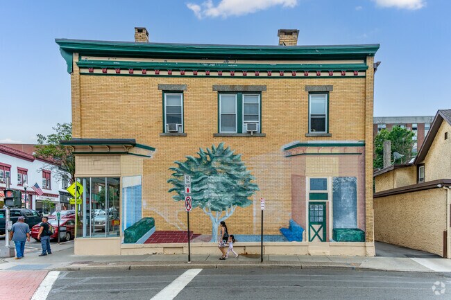 Hillburn’s creative community is reflected in this building mural that blends architecture with outdoor imagery.