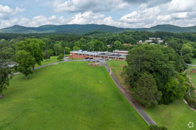 Calhoun Co Alt School