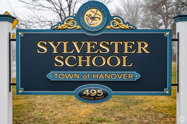 Welcome to Sylvester School in Hanover.