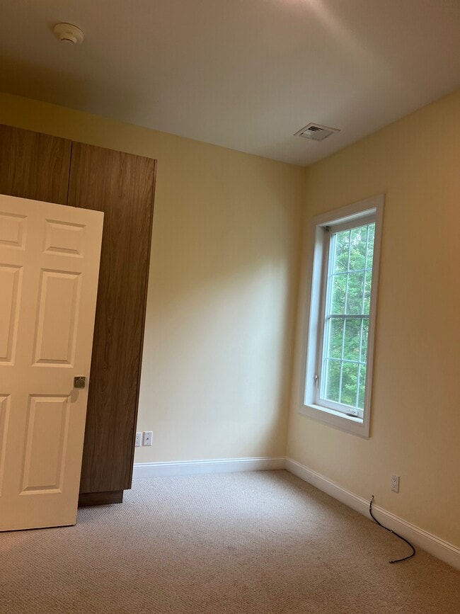 506 Boston Post Rd unit 101, Orange, CT 06477 - photo 7