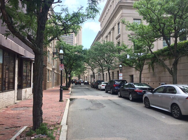 6 Clearway St unit 4, Boston, MA 02115 - photo 2