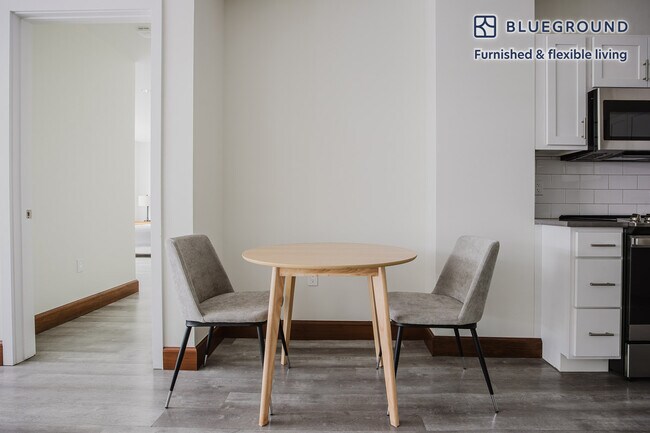 110 W Ocean Blvd unit FL-1-ID1366, Long Beach, CA 90802 - photo 6