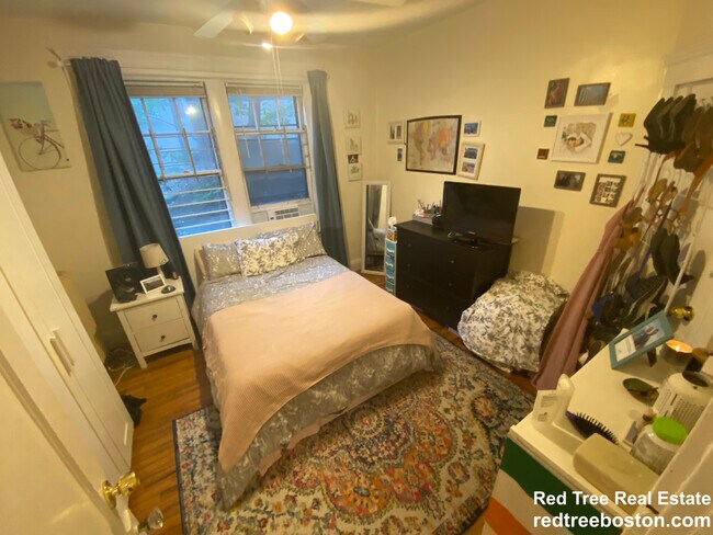 55 Lanark Rd, Brighton, MA 02135 - photo 4