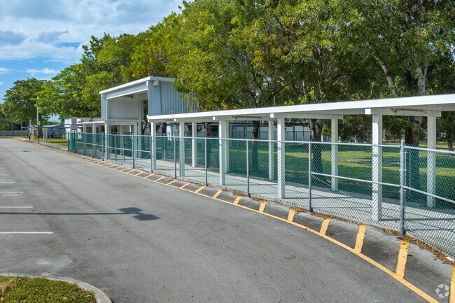Lauderhill Paul Turner Elementary School in Lauderhill pick up lanes help to ease the transition