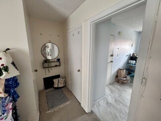 31 Westgate Rd Unit 5, Boston College, MA 02467