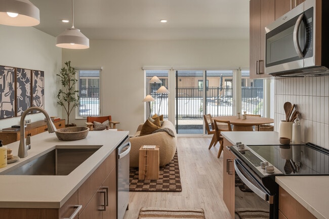 Cloudveil, Idaho Falls, ID 83402 - photo 2