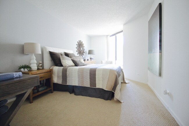 770 N Dearborn St, Chicago, IL 60654 - photo 5