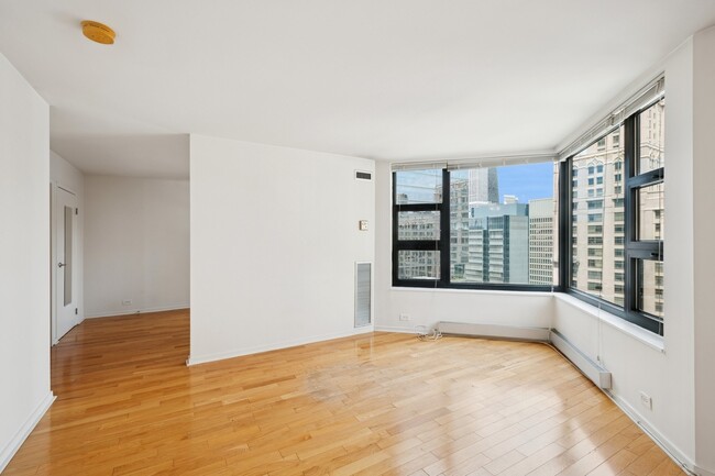 401 E Ontario St unit 1805, Chicago, IL 60611 - photo 6