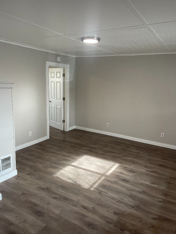 1139 S G St, Lakeview, OR 97630