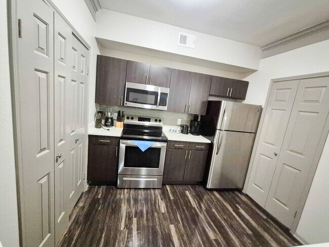 12100 Metric Blvd unit ID1343250P, Austin, TX 78758 - photo 4