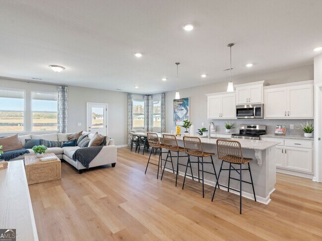 211 Ivy Glen Dr, Perry, GA 31069 - photo 5