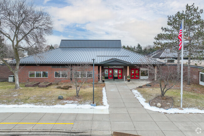 Lily Lake Elementary School’s minority student enrollment is 18%.
